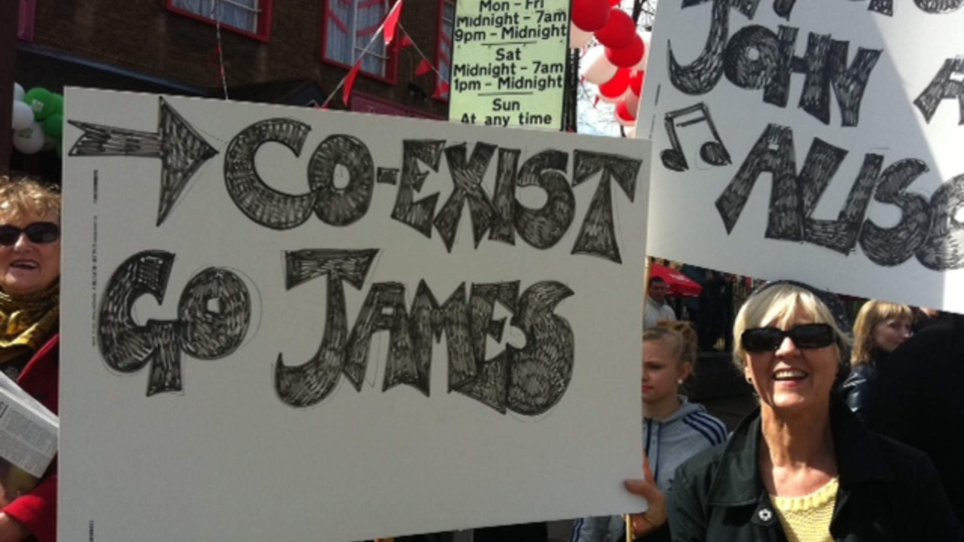 Coexist Team in the London Marathon